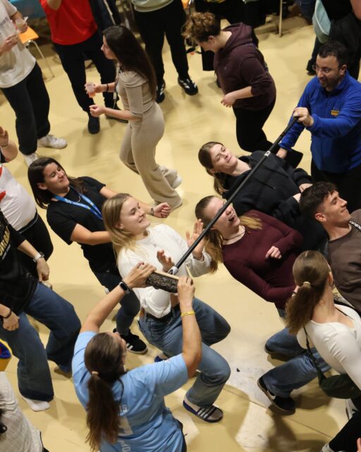 Throwback to Swiss Night 2025🇨🇭
On the menu : raclette, smiles, and lots of dancing ! 

Don’t miss it next year 😉

#genevaindoors #swissnight #tchoukball